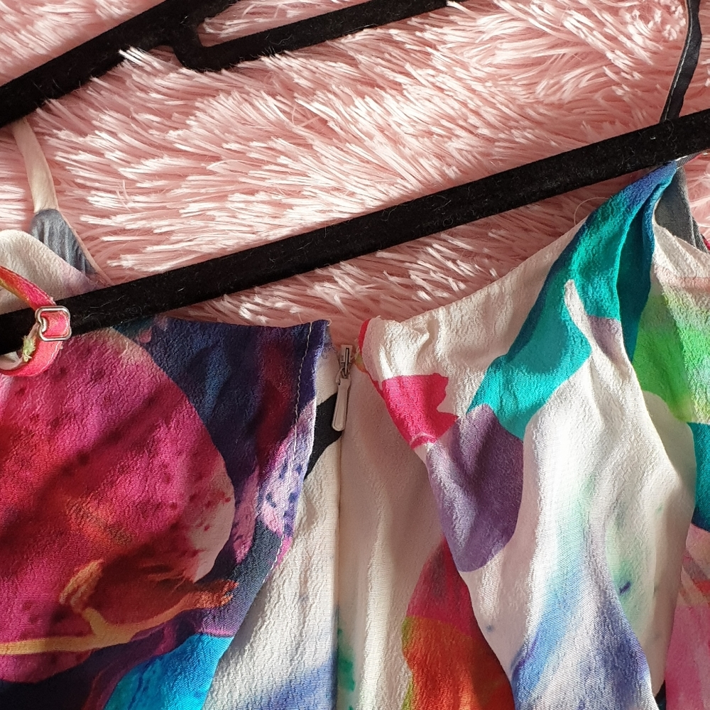 Isla boutique playsuit size M - Picture 8 of 11